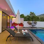 İslamlar 1 Bedroom Secluded With Private Pool Hot Tub Kalkan