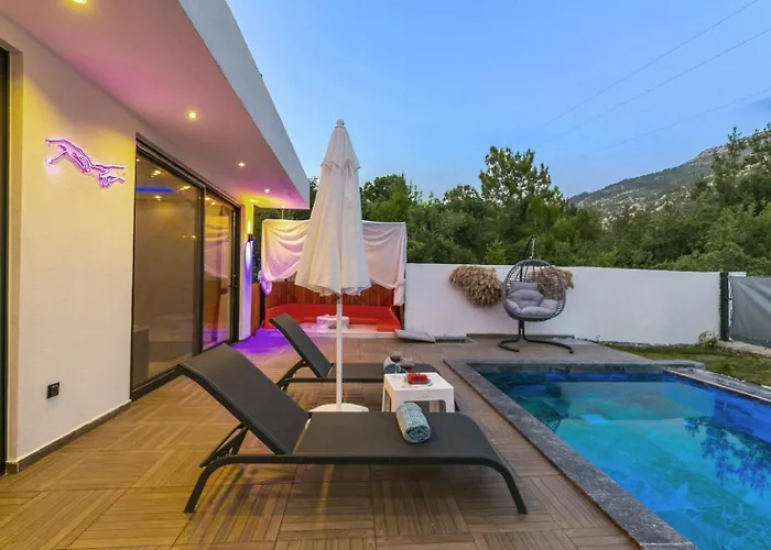 İslamlar 1 Bedroom Secluded With Private Pool Hot Tub Kalkan