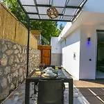İslamlar 1 Bedroom Secluded With Private Pool Hot Tub Villa Kalkan