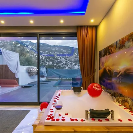 İslamlar 1 Bedroom Secluded With Private Pool Hot Tub Kalkan