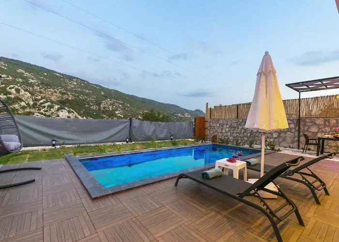 İslamlar 1 Bedroom Secluded With Private Pool Hot Tub Villa