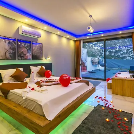 İslamlar 1 Bedroom Secluded With Private Pool Hot Tub * Kalkan